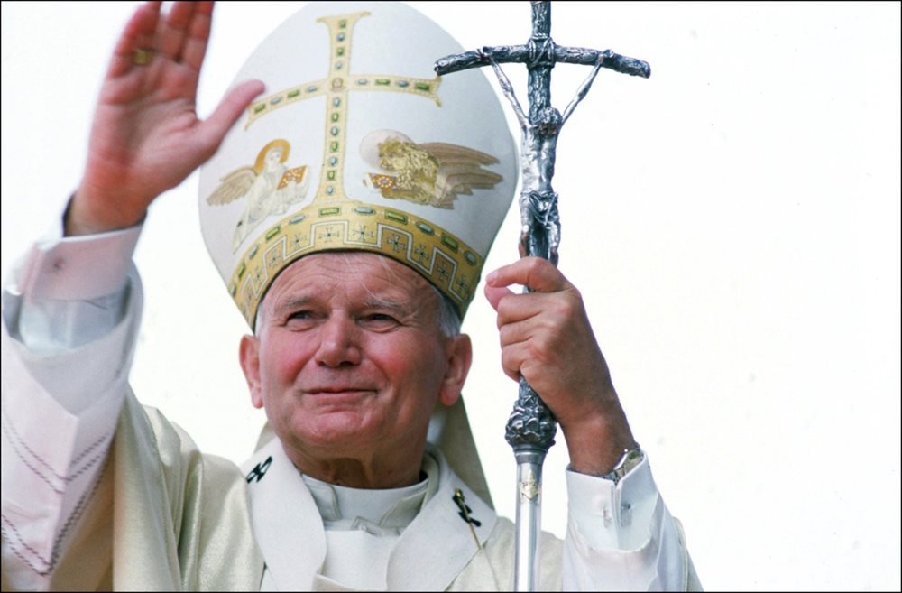Hồi tưởng giây phút cuối cùng của thánh Giáo hoàng Gioan Phaolô II