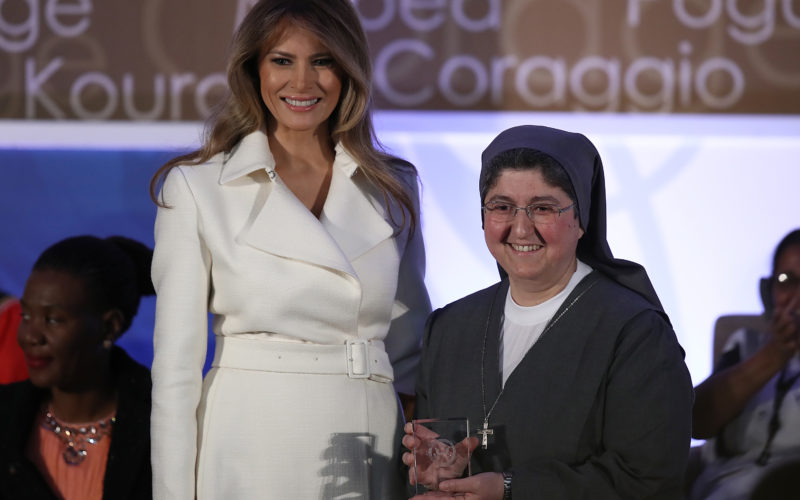 “Giải quốc tế cho Phụ nữ dũng cảm” cho nữ tu dòng Con Đức Mẹ Phù Hộ ở Syria