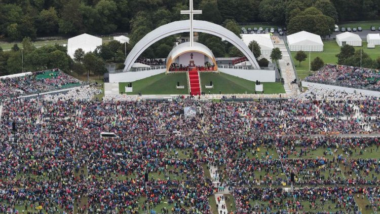 Hơn 500 ngàn tín hữu tham dự Thánh lễ với Đức Thánh Cha tại Dublin