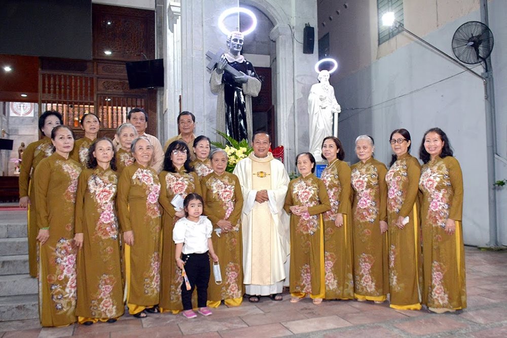 Hội Bác Ái - Mừng Thánh Martinô bổn mạng ngày 03.11.2020
