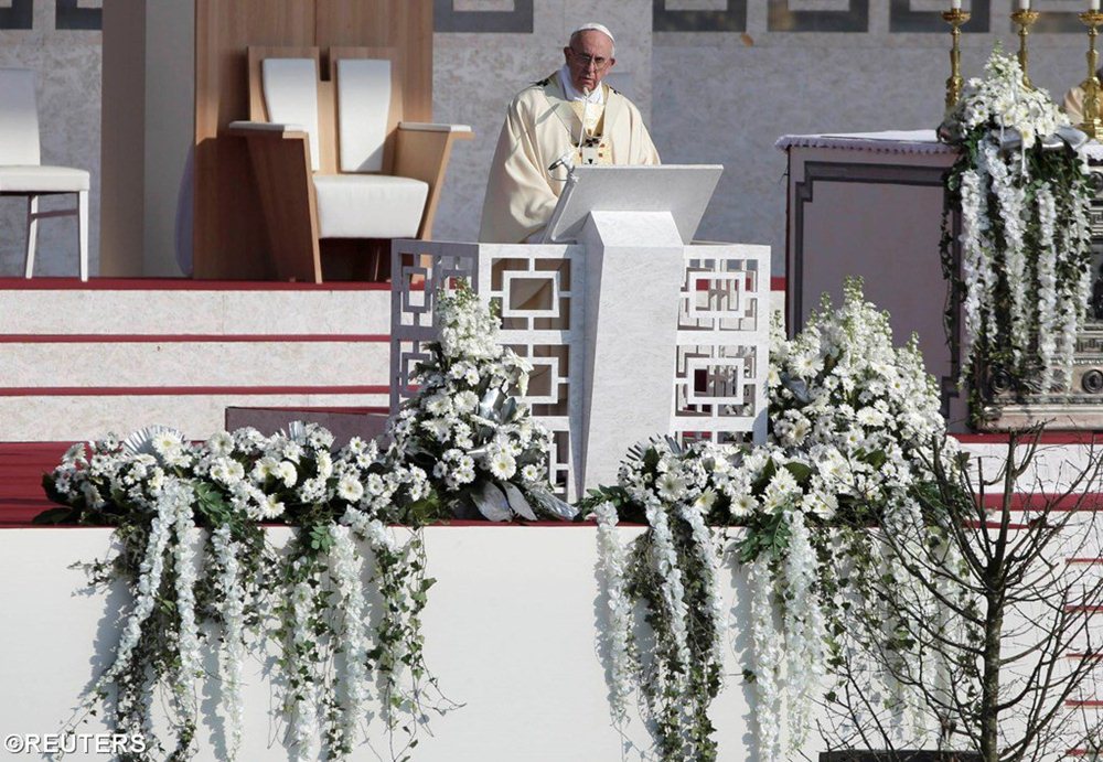 Đức Thánh Cha Phanxicô viếng thăm mục vụ Milano: “Đừng làm ‘khán giả” khi đứng trước những đau khổ”